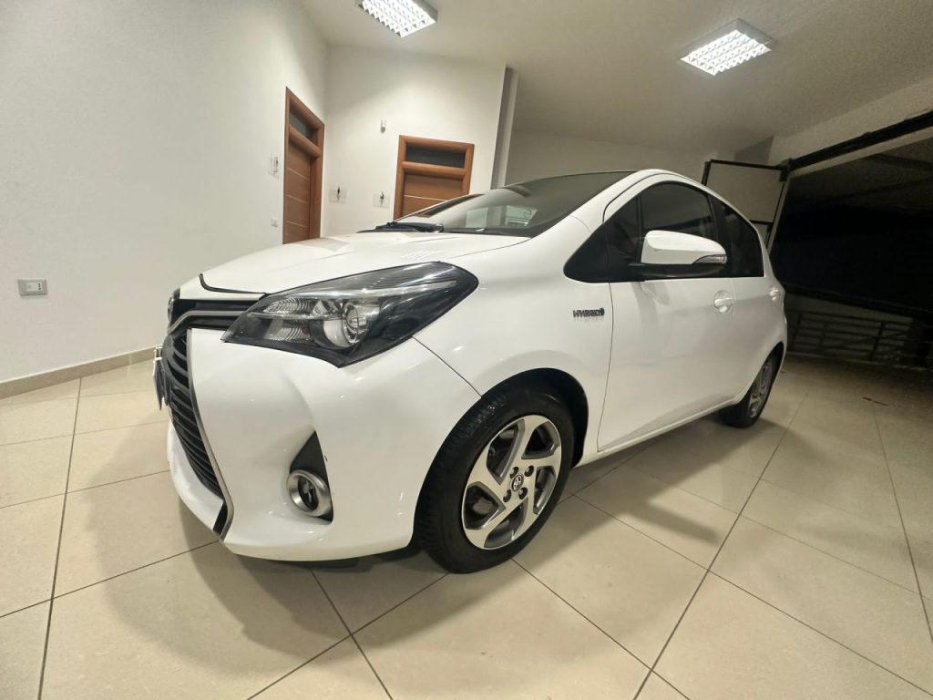 Toyota Yaris 5p 1.5h Active my16