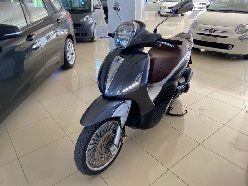 Piaggio Beverly 300