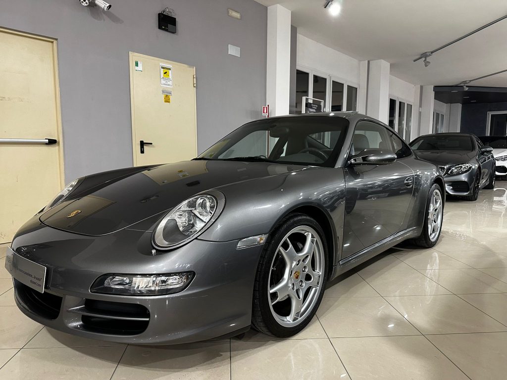 Porsche 911 Coupe 3.6 Carrera